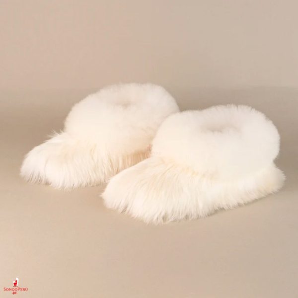 White-Suri-Slippers